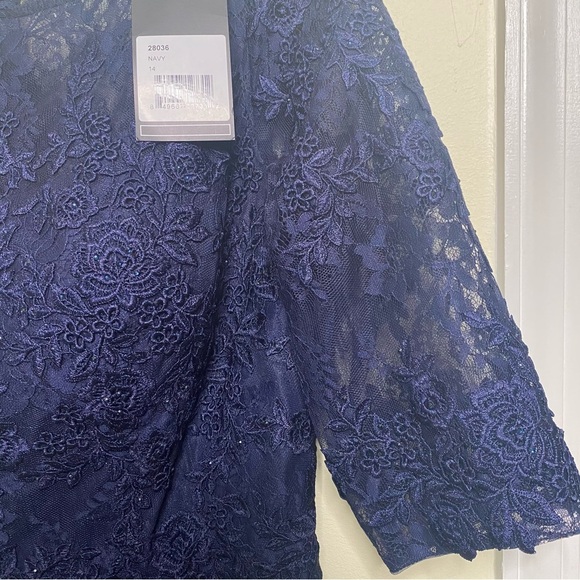 La Femme navy blue Sequin Sparkle floral lace & tulle gown SZ 14 mother … - Picture 11 of 15